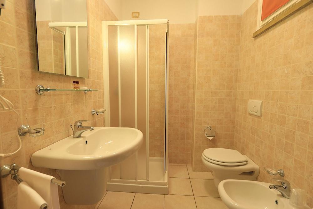 San Martino Hotel Wellness Riparbella Zewnętrze zdjęcie